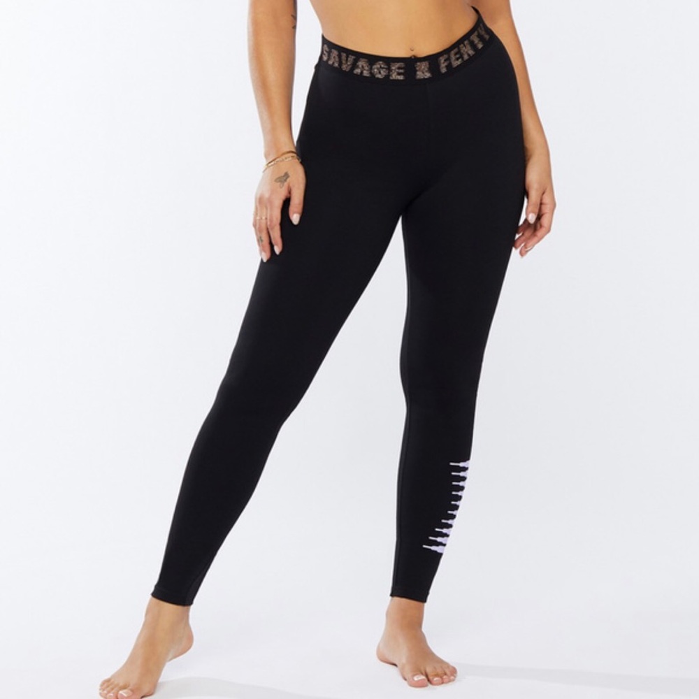 Savage x fenty leggings